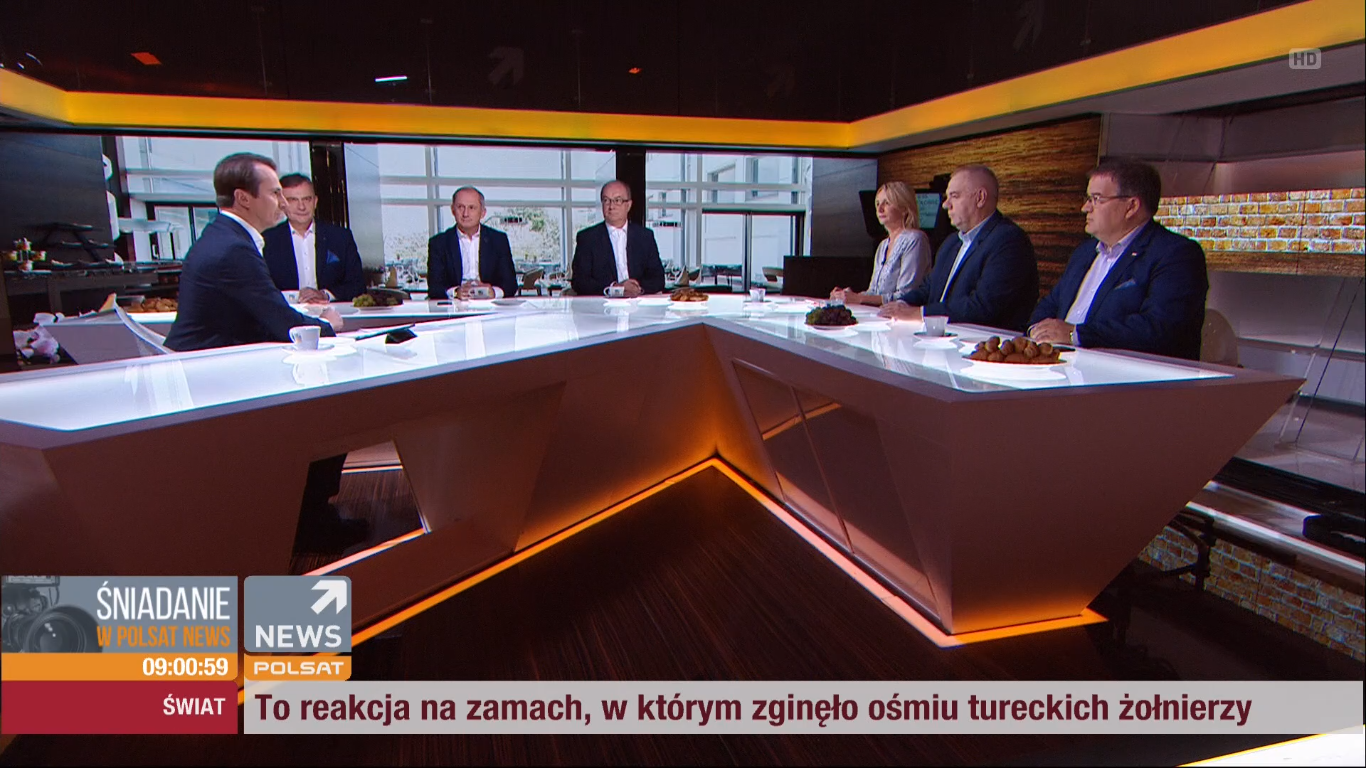 Śniadanie z politykami w Polsat News
